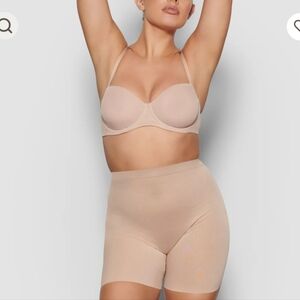 Skims sheer sculpting low back short